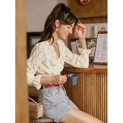 Lettuce Hem Floral Collar Beading Lace Blouse
