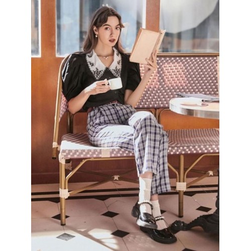Retro Embroidered Flat Collar Puff Sleeve Blouse